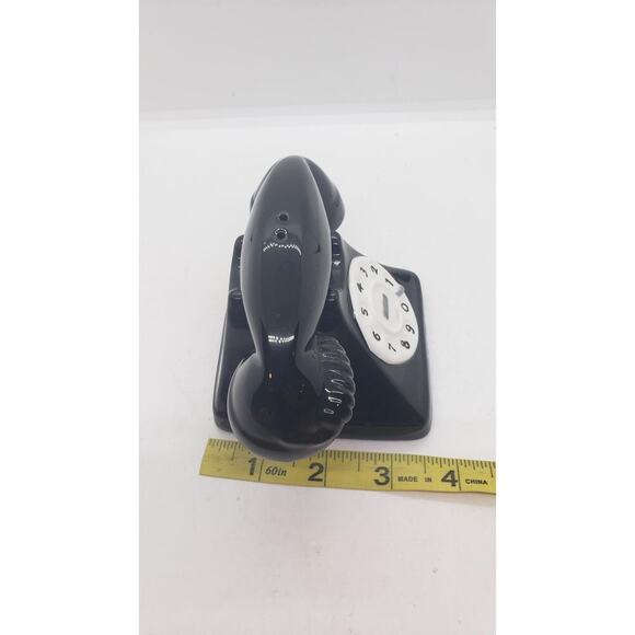 Rotary Telephone Salt & Pepper Shaker Set Vintage Retro Ceramic Phone Kitchen - Picture 10 of 11